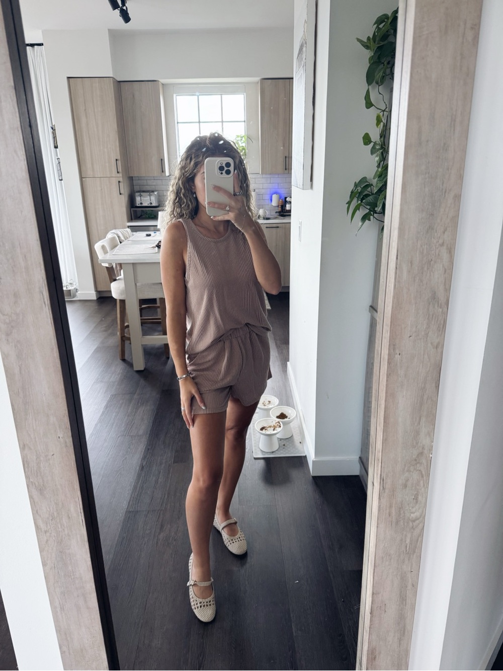Asvivid Ribbed Tank & Drawstring Beige Shorts Set (Size Small)
